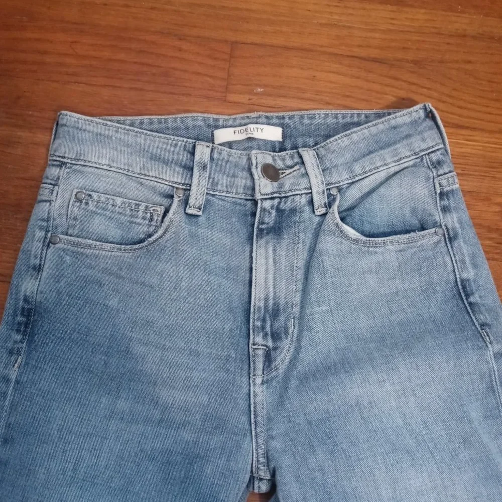 NWT FIDELITY cher high slim straight crop (sz23) - Picture 3 of 8